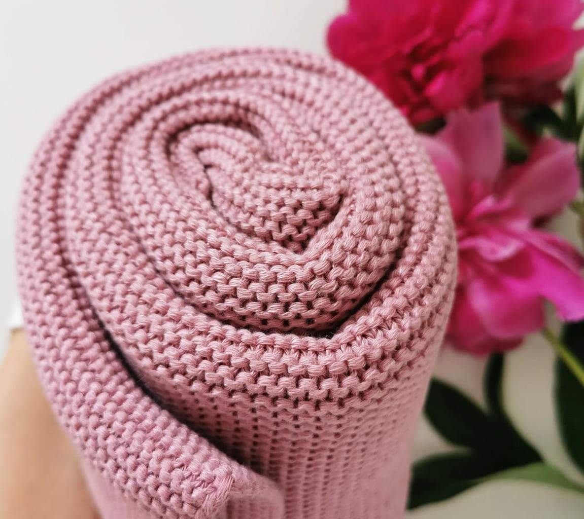 Bamboo baby blanket - Peony pink - Classic knit